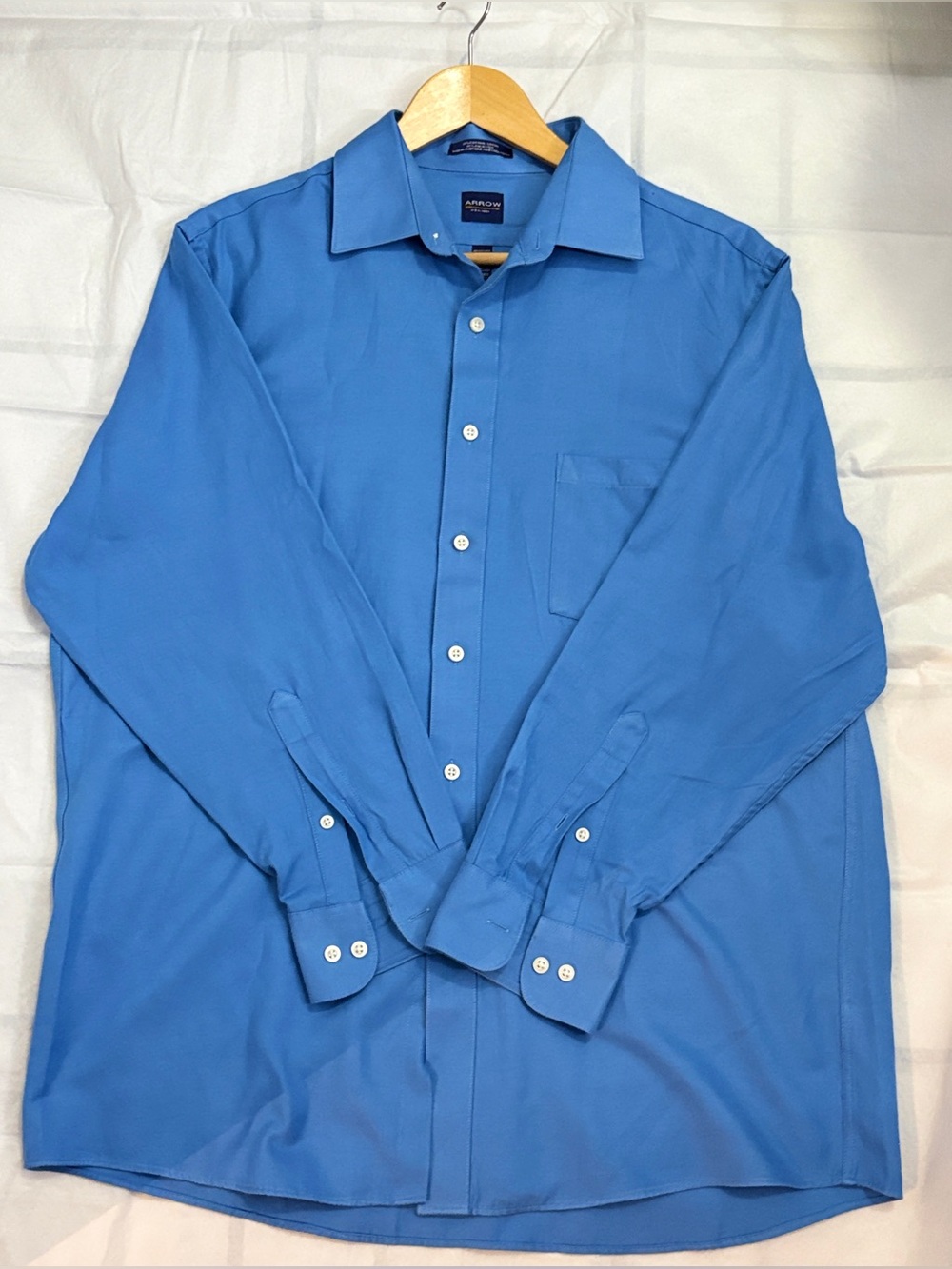 Arrow Men’s Blue Wrinkle Free Classic Fit Dress Shirt Size 16 32/33